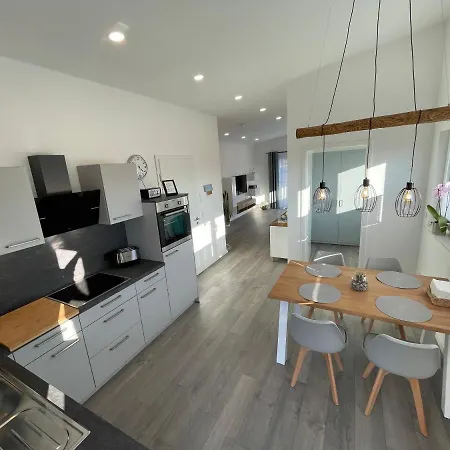 Luv-moderne Neubauwohnung In Strandnaehe-wallbox